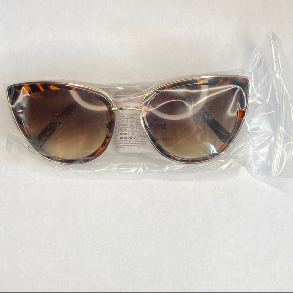 Cat Eye Tortoise Shell Sunglasses - Picture 5 of 12